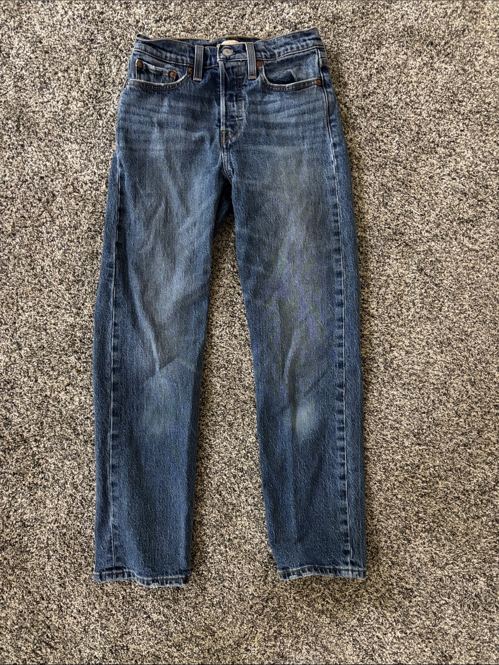 Levi's Women's Blue Cropped Ankle Jeans